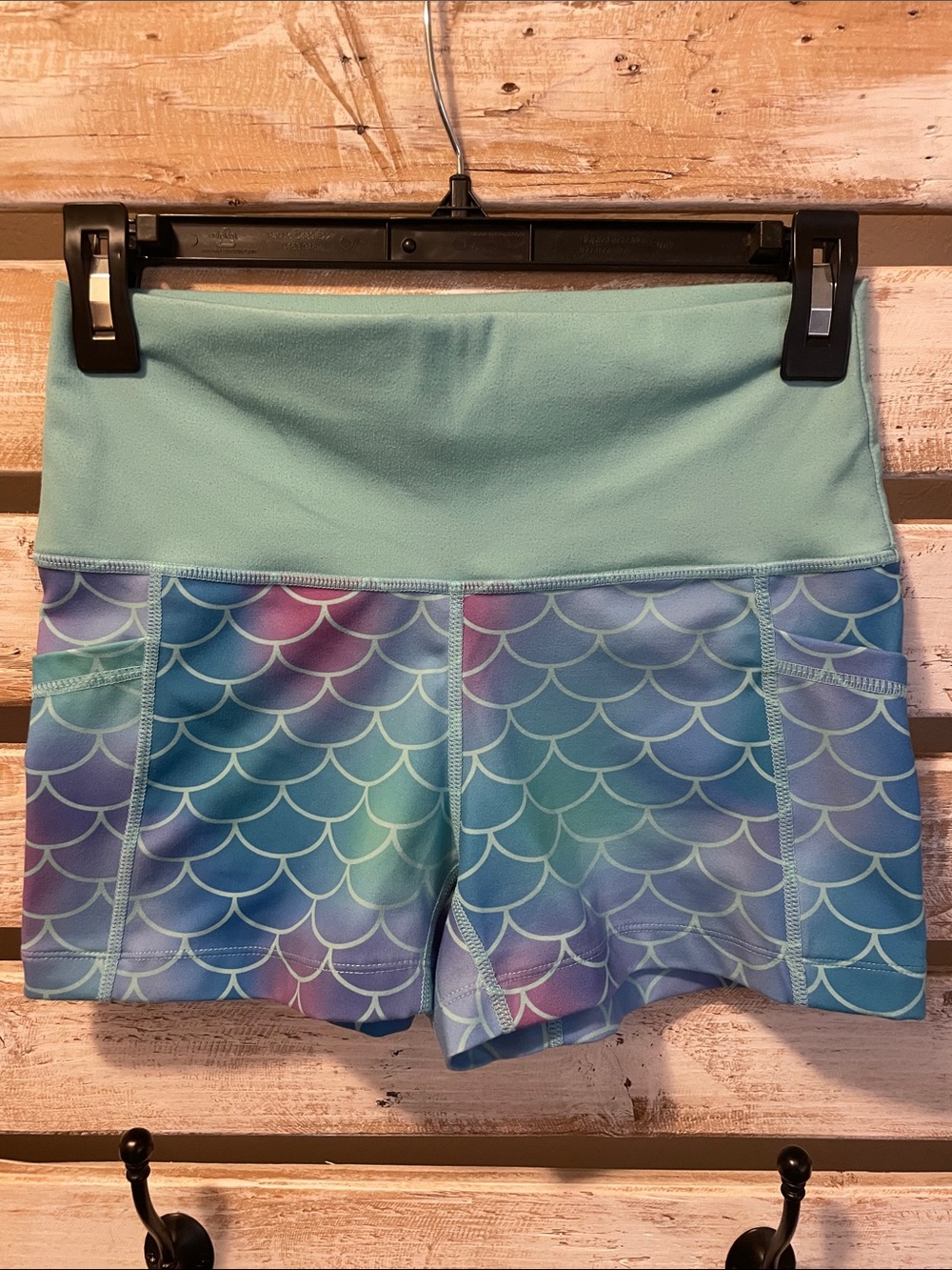 Constantly Varied Gear (CVG) Mermaid Print Athletic Shorts Size XS